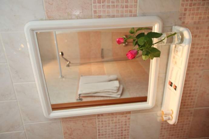 Imagen de la habitación del Hotel Emporikon. Foto 14