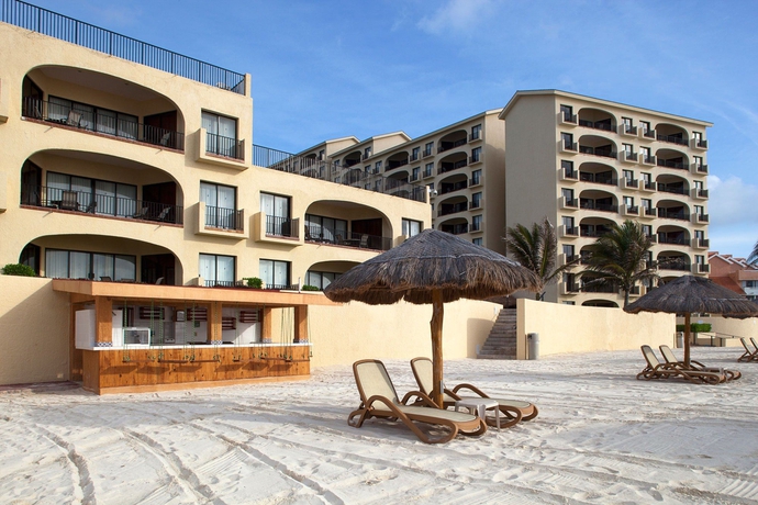 Imagen de los exteriores del Hotel Emporio Cancun. Foto 12