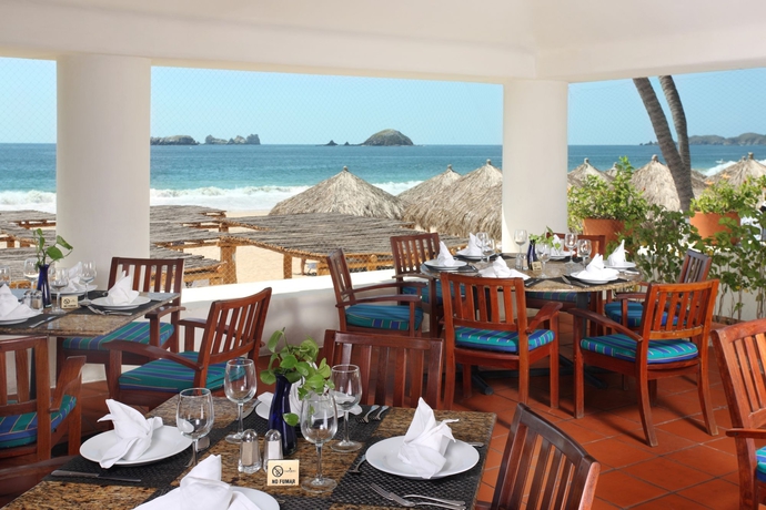 Imagen del bar/restaurante del Hotel Emporio Ixtapa - With Optional All Inclusive. Foto 1