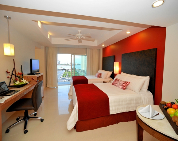 Imagen de la habitación del Hotel Emporio Veracruz. Foto 8