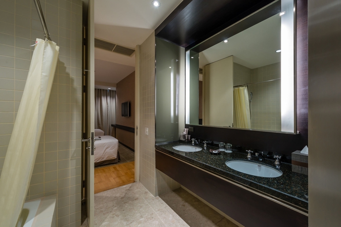 Imagen de la habitación del Hotel Emporium Suites By Chatrium. Foto 7