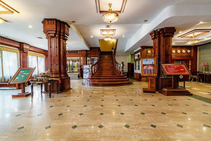 Imagen de los interiores del Hotel Empress Angkor Resort and Spa. Foto 13