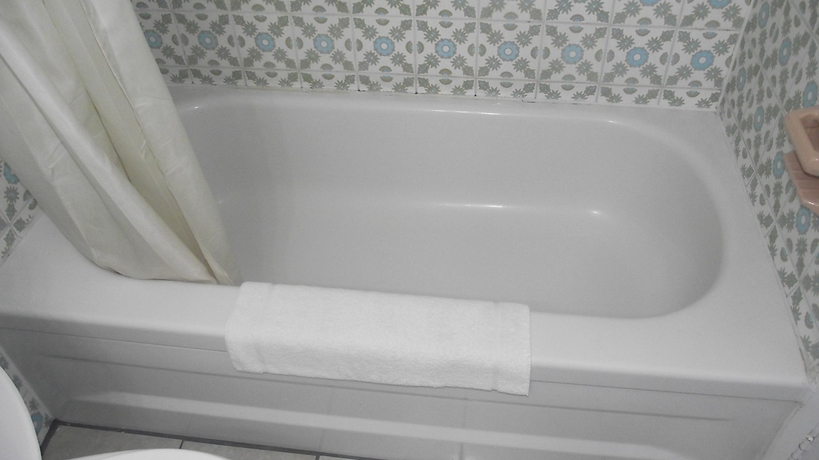 Imagen de la habitación del Hotel Empress Inn and Suites By The Falls. Foto 3