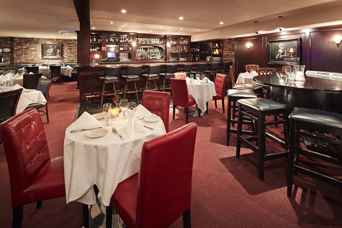 Imagen del bar/restaurante del Hotel Empress Of La Jolla. Foto 4