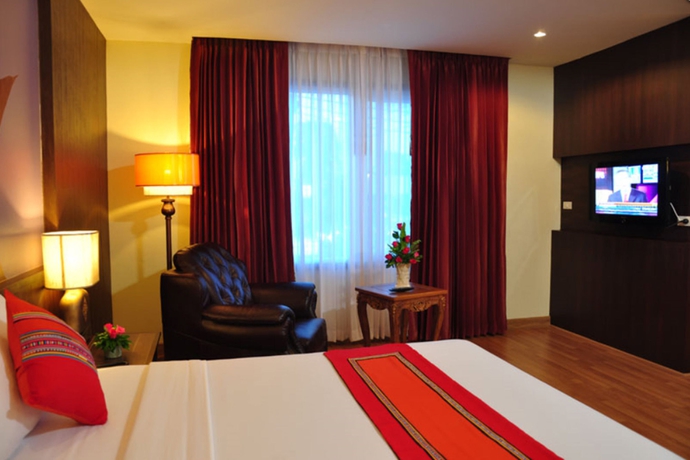 Imagen de la habitación del Hotel Empress Pattaya. Foto 5