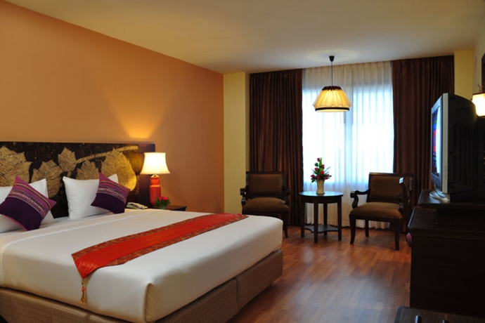 Imagen de la habitación del Hotel Empress Pattaya. Foto 8