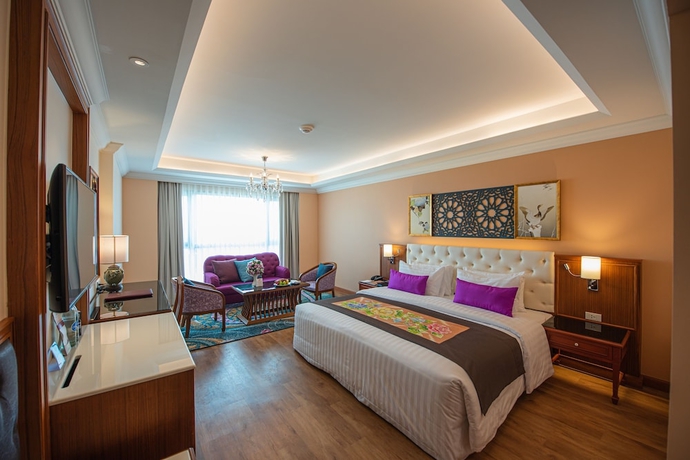 Imagen de la habitación del Hotel Empress Premier Hotel. Foto 7