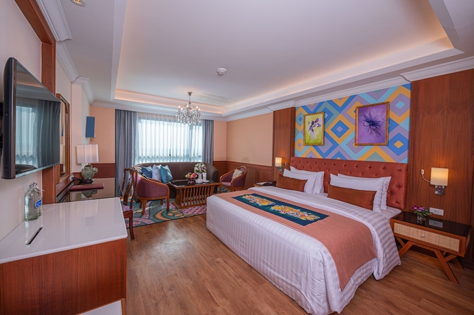 Imagen de la habitación del Hotel Empress Premier Hotel. Foto 16