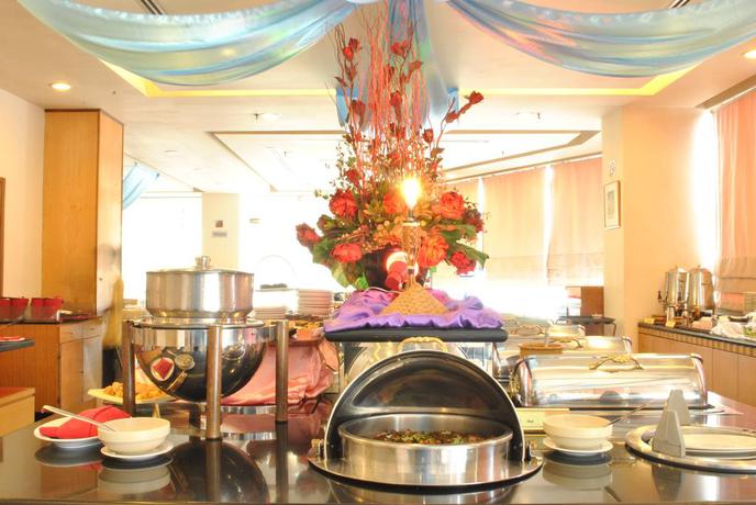 Imagen del bar/restaurante del Hotel Empress Sepang. Foto 2