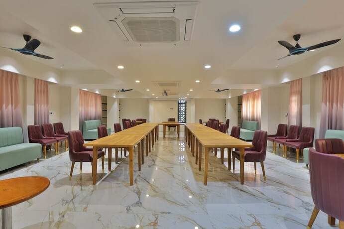 Imagen general del Hotel Empyrean, Gandhinagar. Foto 8