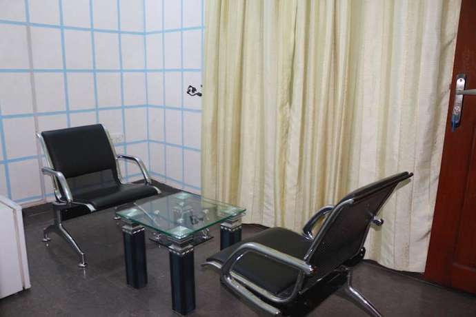 Imagen de la habitación del Hotel Emrosys. Foto 10