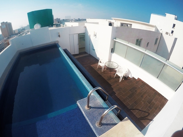 Imagen de la piscina del Hotel Ems Hotels Boca Del R&iacute;o. Foto 19