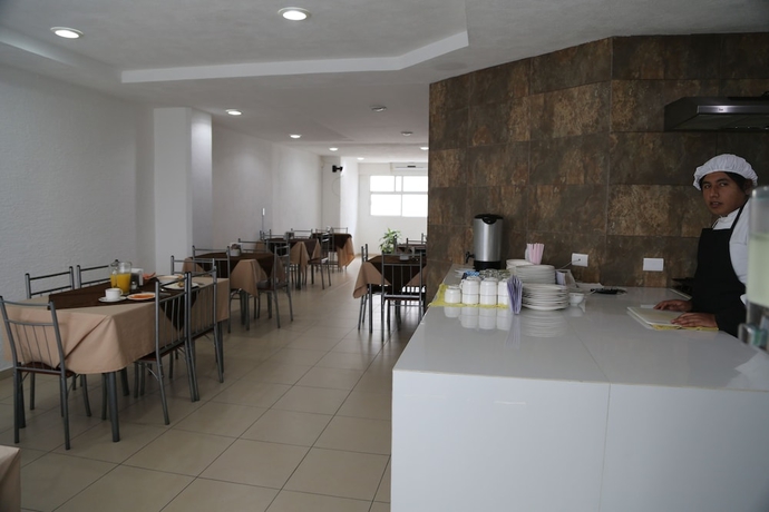 Imagen de los interiores del Hotel Ems Hotels Boca Del R&iacute;o. Foto 17
