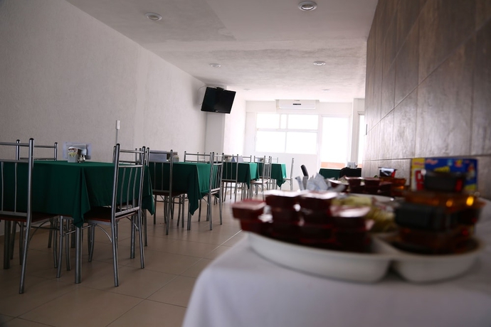 Imagen del bar/restaurante del Hotel Ems Hotels Boca Del R&iacute;o. Foto 4