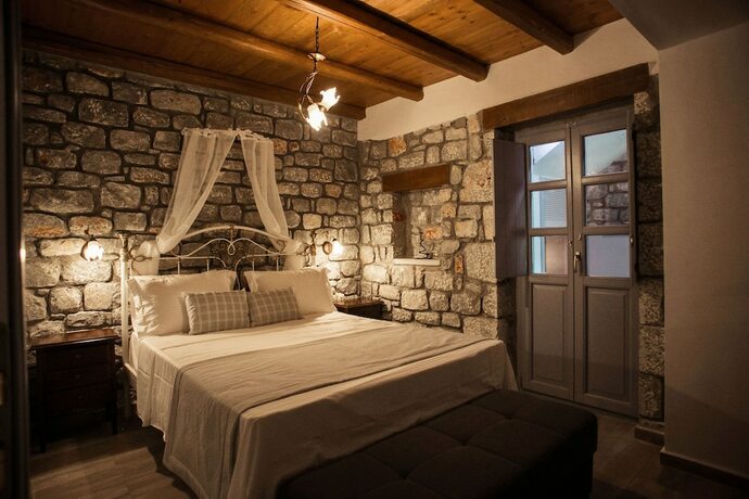 Imagen de la habitación del Hotel En Plo Luxury Suites. Foto 17