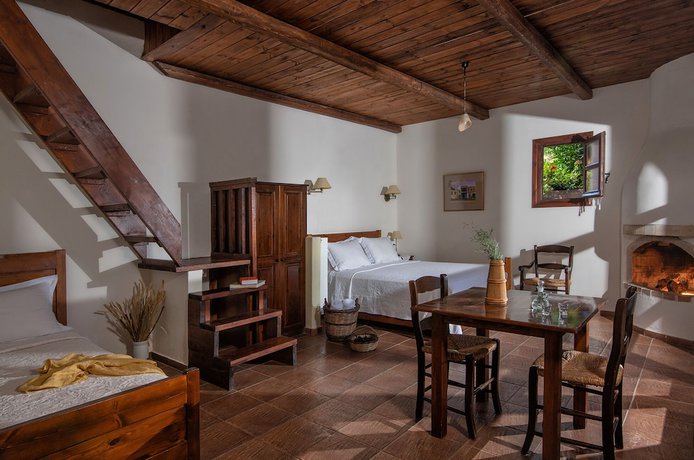 Imagen de la habitación del Hotel Enagron Cretan Ecotourism Village. Foto 13