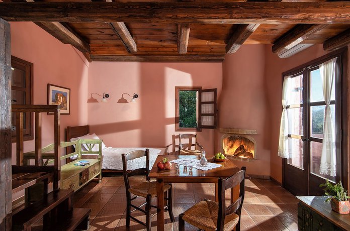 Imagen de la habitación del Hotel Enagron Cretan Ecotourism Village. Foto 15