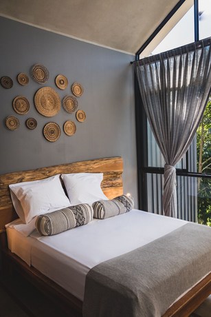 Imagen de la habitación del Hotel Enai. Foto 4