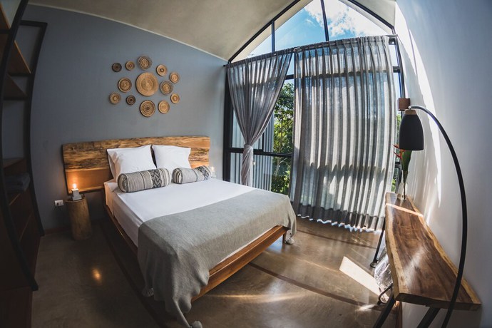 Imagen de la habitación del Hotel Enai. Foto 8