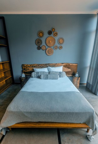 Imagen de la habitación del Hotel Enai. Foto 17