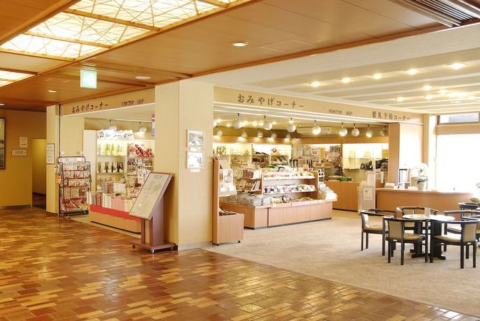 Imagen de los interiores del Hotel Enakyo Grand. Foto 18