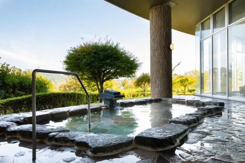Imagen general del Hotel Enakyo Onsen Yuzuriha. Foto 7