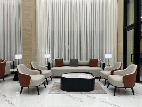 Imagen general del Hotel Enala- Umluj. Foto 6