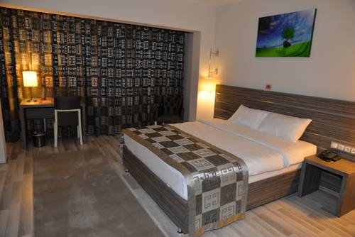 Imagen de la habitación del Hotel Enar. Foto 6