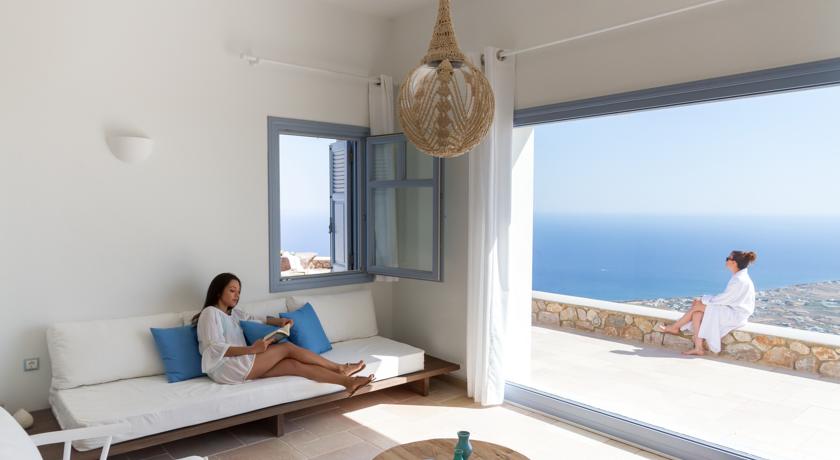 Imagen general del Hotel Enastron Suites. Foto 4