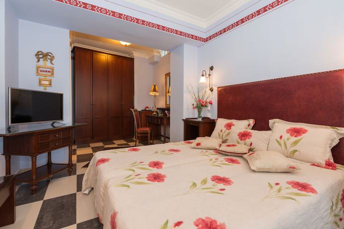 Imagen de la habitación del Hotel Enavlion Batagianni. Foto 6