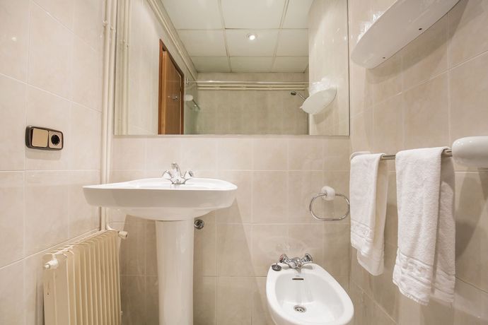 Imagen de la habitación del Hotel Encamp. Foto 6