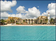 Imagen de los exteriores del Hotel Encanto El Faro All Suites Resort. Foto 8