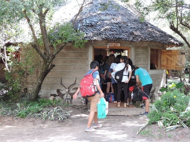 Imagen de los exteriores del Hotel Enchoro Wildlife Camp. Foto 15