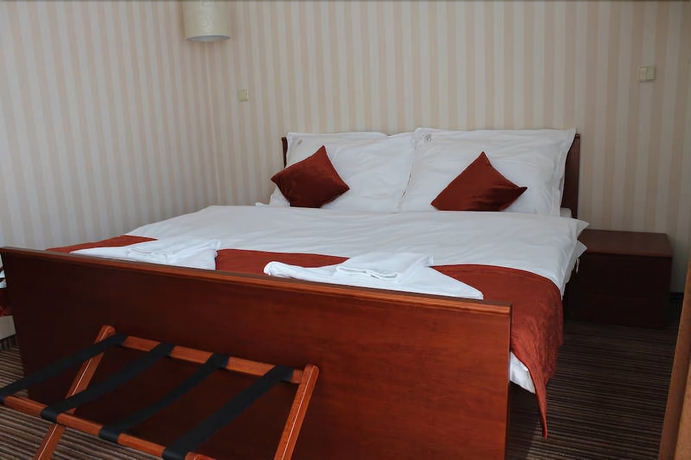 Imagen de la habitación del Hotel Enci&aacute;n. Foto 10