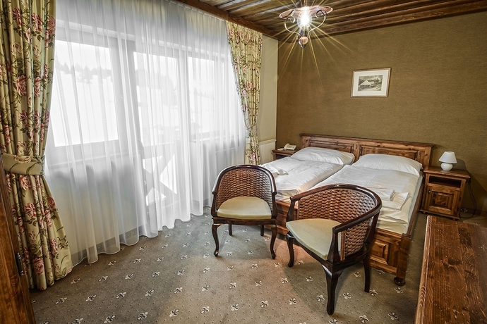 Imagen de la habitación del Hotel Enci&aacute;n. Foto 6