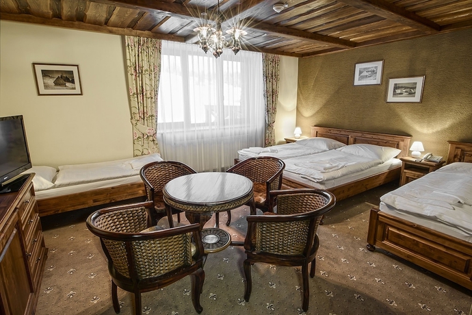 Imagen de la habitación del Hotel Enci&aacute;n. Foto 8