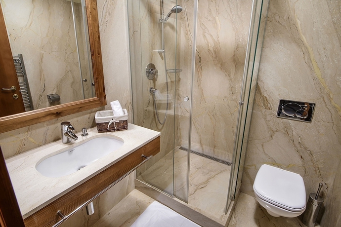 Imagen de la habitación del Hotel Enci&aacute;n. Foto 9