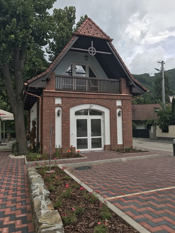 Imagen de los interiores del Hotel Enci&aacute;n, Rajeck&eacute; Teplice. Foto 19