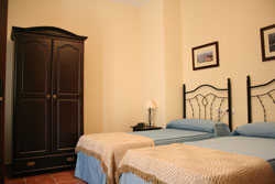 Imagen de la habitación del Hotel Encinilla. Foto 5