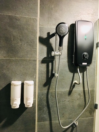 Imagen de la habitación del Hotel Enclave. Foto 4