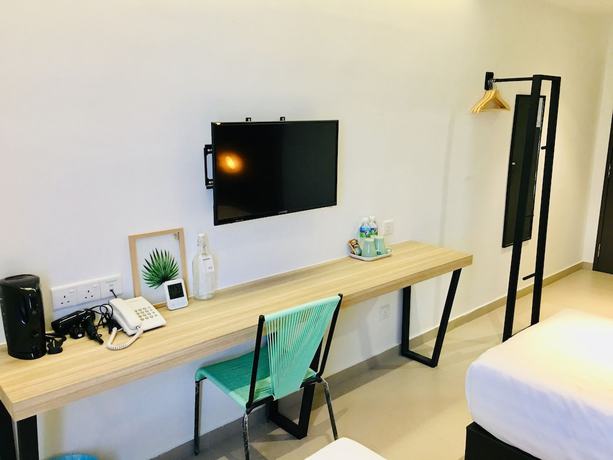 Imagen de la habitación del Hotel Enclave. Foto 15