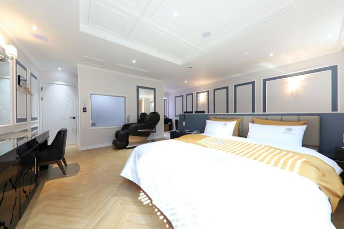 Imagen de la habitación del Hotel Encore. Foto 15