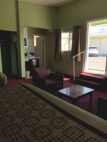 Imagen de la habitación del Hotel Encore Motel. Foto 18