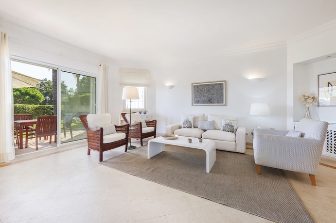 Imagen de la habitación del Hotel Encosta Do Lago. Foto 17