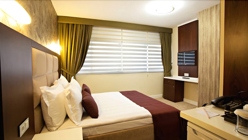 Imagen de la habitación del Hotel End Glory. Foto 8