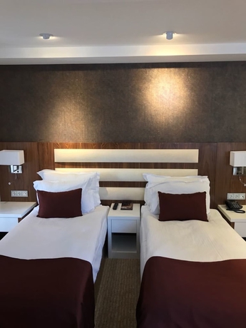 Imagen de la habitación del Hotel End Glory. Foto 10