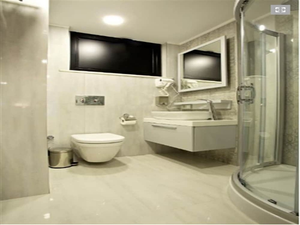 Imagen de la habitación del Hotel End Glory. Foto 16