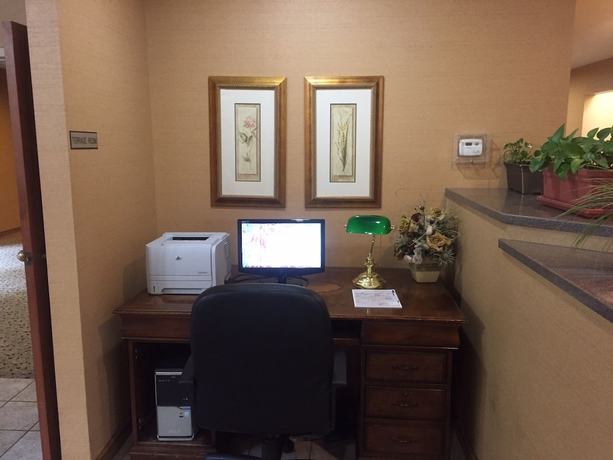 Imagen de los interiores del Hotel Endeavor Inn & Suites, Trademark Collection by Wyndham. Foto 17