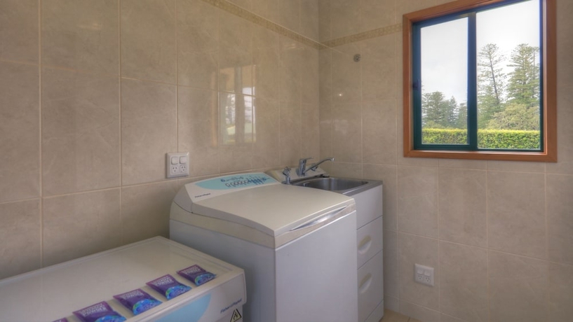 Imagen de la habitación del Hotel Endeavour Lodge. Foto 15