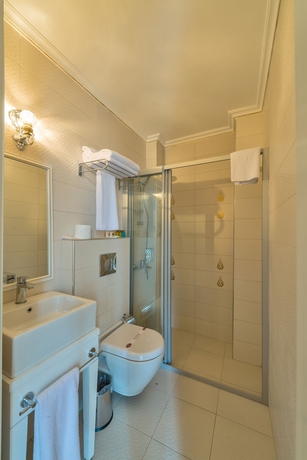 Imagen de la habitación del Hotel Enderun. Foto 10